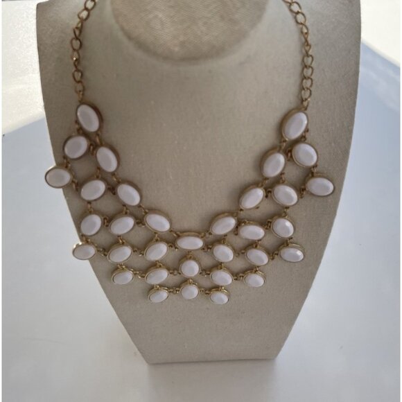 Vintage Estate Necklace Gold Tone Chain Bib Style Statement White Oval Gems 20” - Picture 4 of 10